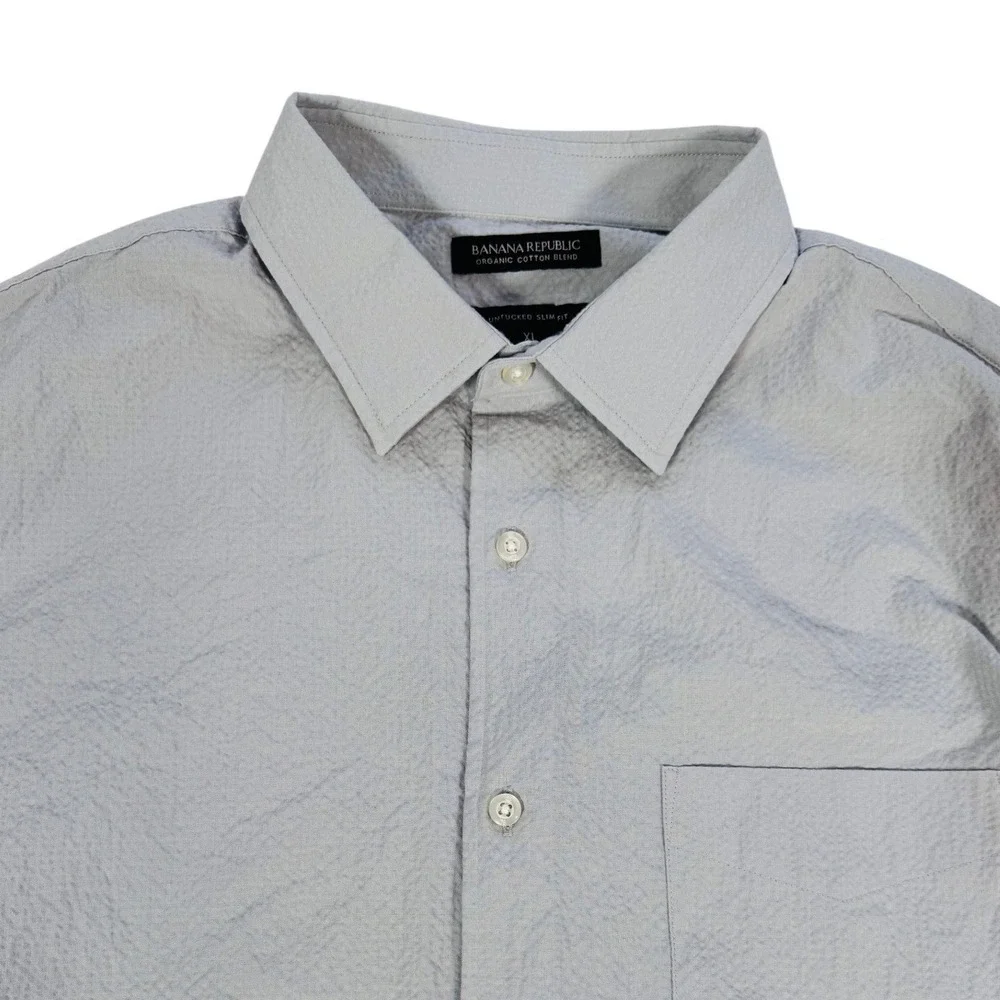 Banana Republic Men's XL Untucked Slim‎ Fit Gray Seersucker Cotton Blend Shirt